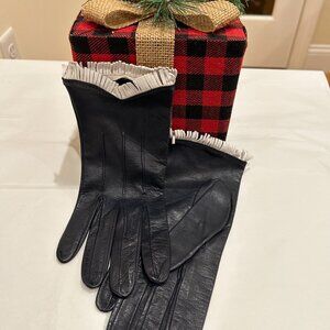 Capretto Women's Dark Blue Anytime Gloves Size 7 NEVER WORN CONDTION!